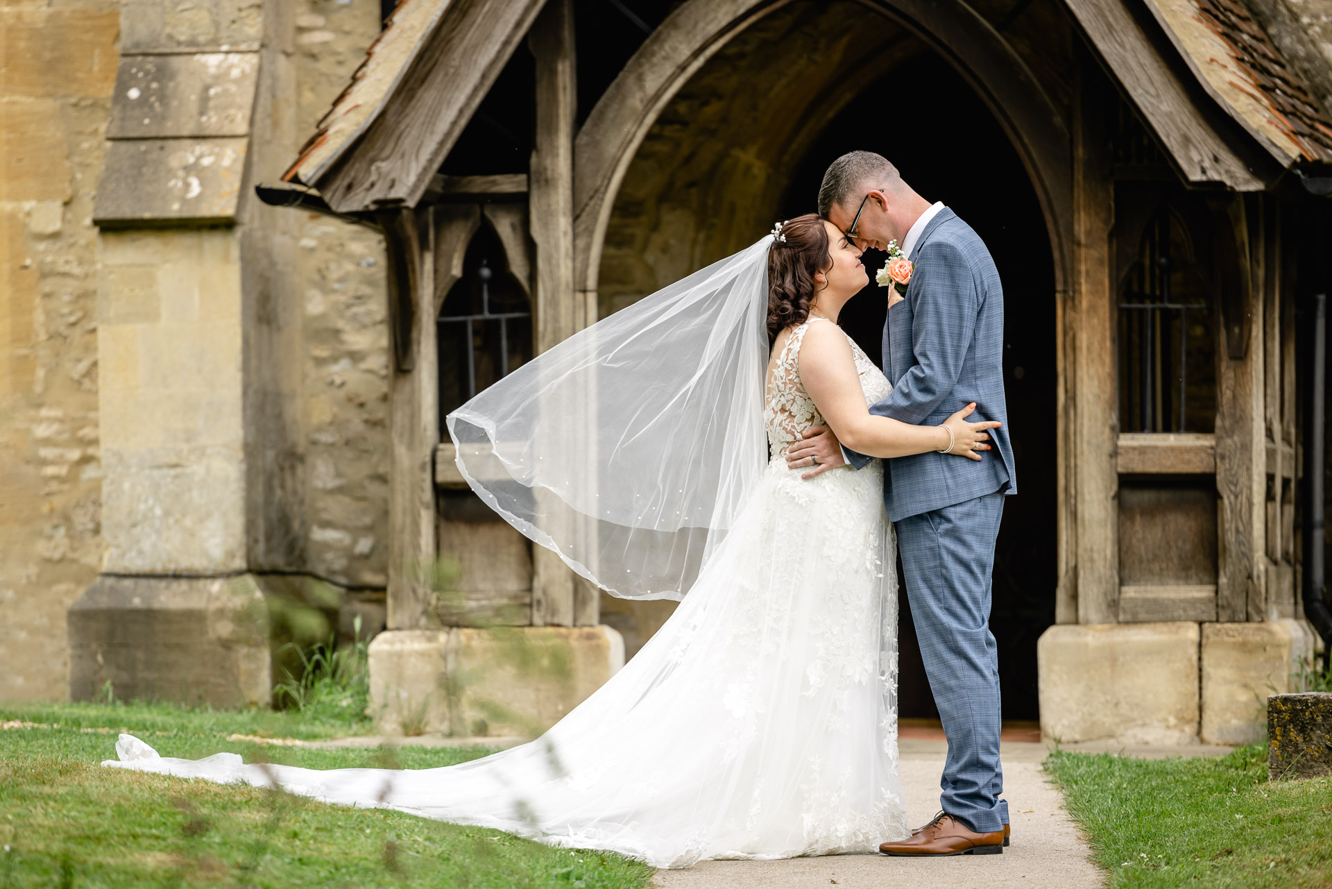 Wedding Ceremony in All Saints Church, Didcot